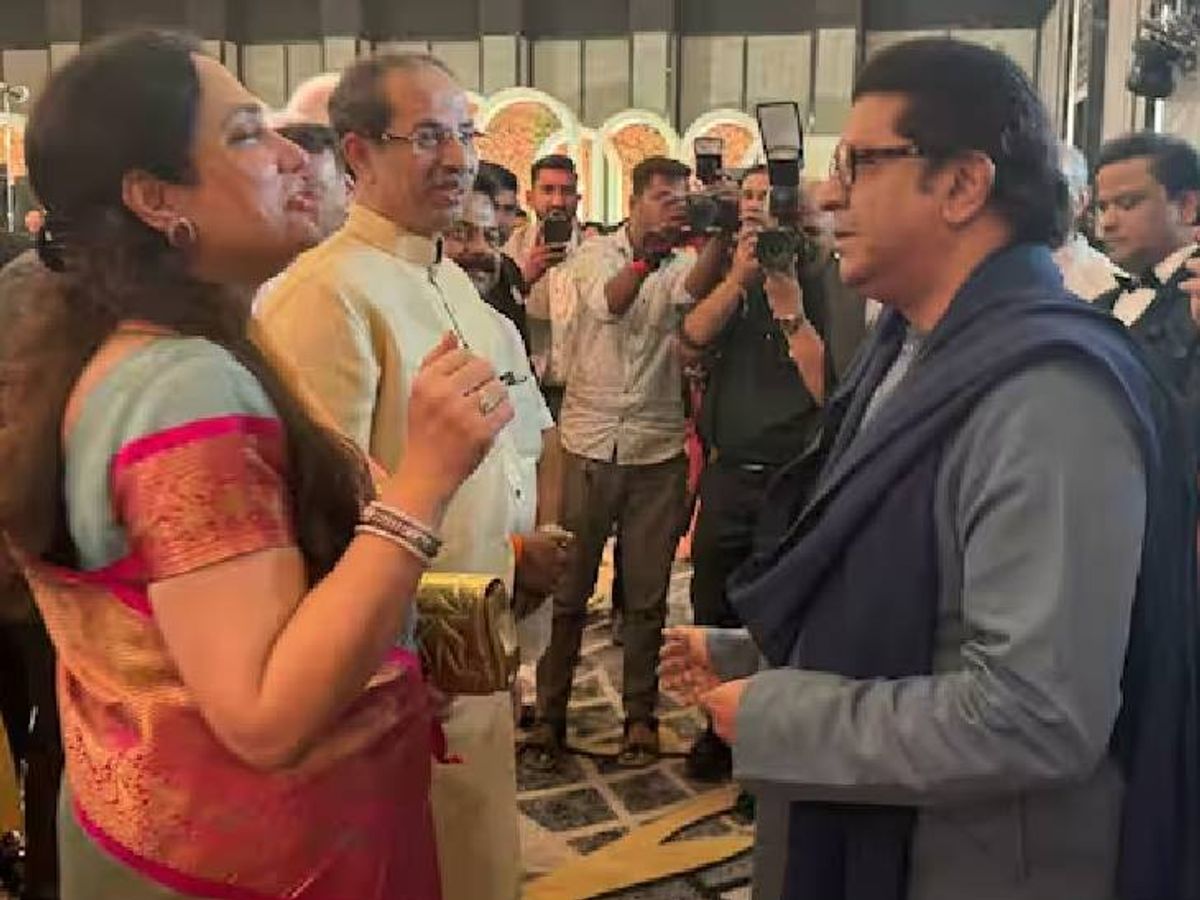 ठाकरे बंधू पुन्हा एकत्र? राज-उद्धव भेटीने चर्चांना उधाण